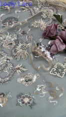 Maskowany płaszcz Sequin Embroidered Sznurówka Tkanina dla eleganckiego oddychania Wysokiej jakości sukienki wieczerzowe Tkanina