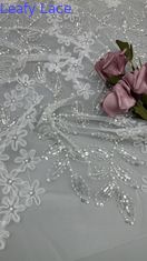 Koronkowa tiulowa koronka z liśćmi z haftowaną siateczką z cekinami i koralikami dla przejrzystej elegancji, bogatej faktury i blasku w sukniach haute couture i luksusowych