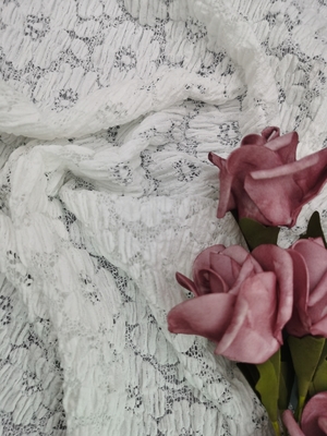 49-calowy biały kolor wysokiej jakości Spandex Floral Lace Tkanina dla damskiej odzieży kobiety suknia