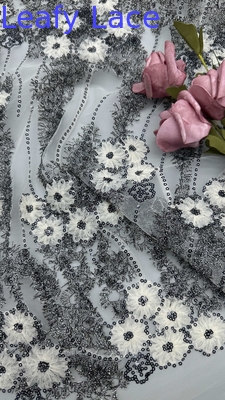 Szlachetny materiał metalowy z koronką Elegantny materiał na broderia ślubna