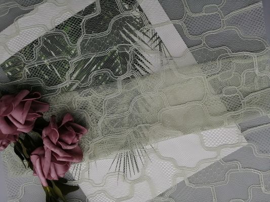 Haftowana siatka francuska dekoracyjna geometryczna koronkowa tkanina Chantilly