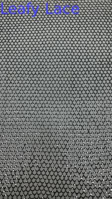 Tkanina z siatki wykonana z sekwencji wykonana na zamówienie dla sukni